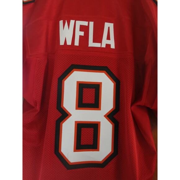 NFL TAMPA BAY BUCCANEERS Jersey Size 50 WFLA TV Station 8 Red Reebok Football - Picture 4 of 6